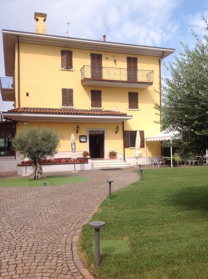 Hotel Panineria Colombera Rossa Brescia Exterior foto